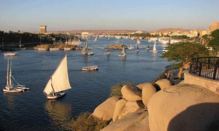 4-Days Nile Cruise From Aswan To Luxor including Abu Simbel and Hot Air Balloon